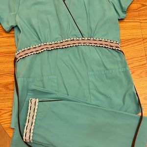 Cherokee, XS Top, XSP Petite Pant, Turquoise/Lace